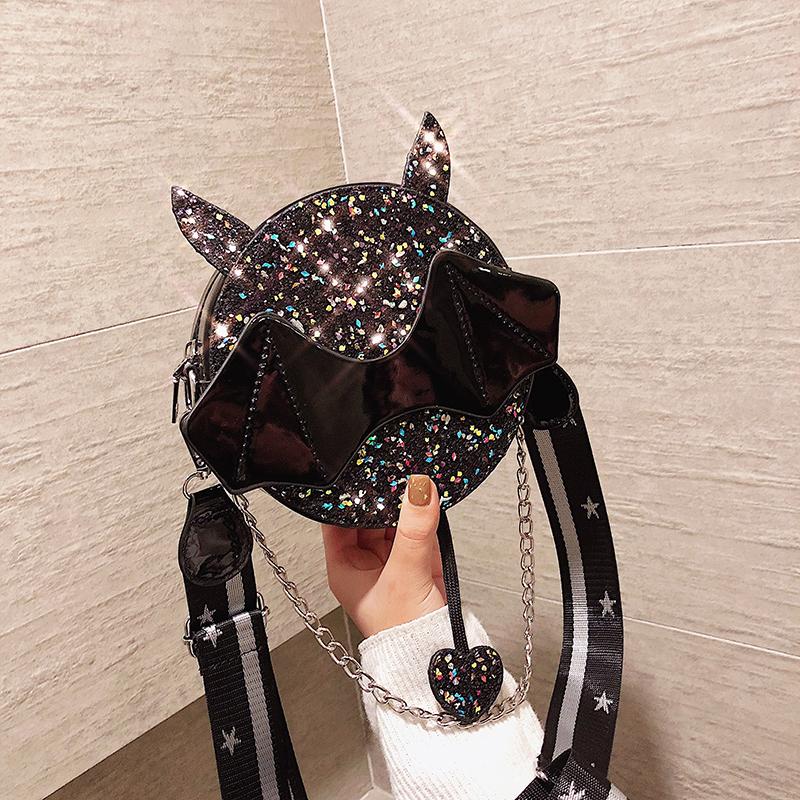 Autumn and winter small bag female 2021 new fashion Korean version of the little devil broadband cross-body bag fashion sequins, Black
Autumn and winter small bag female 2021 new fashion Korean version of the little devil broadband cross-body bag fashion sequins, Black