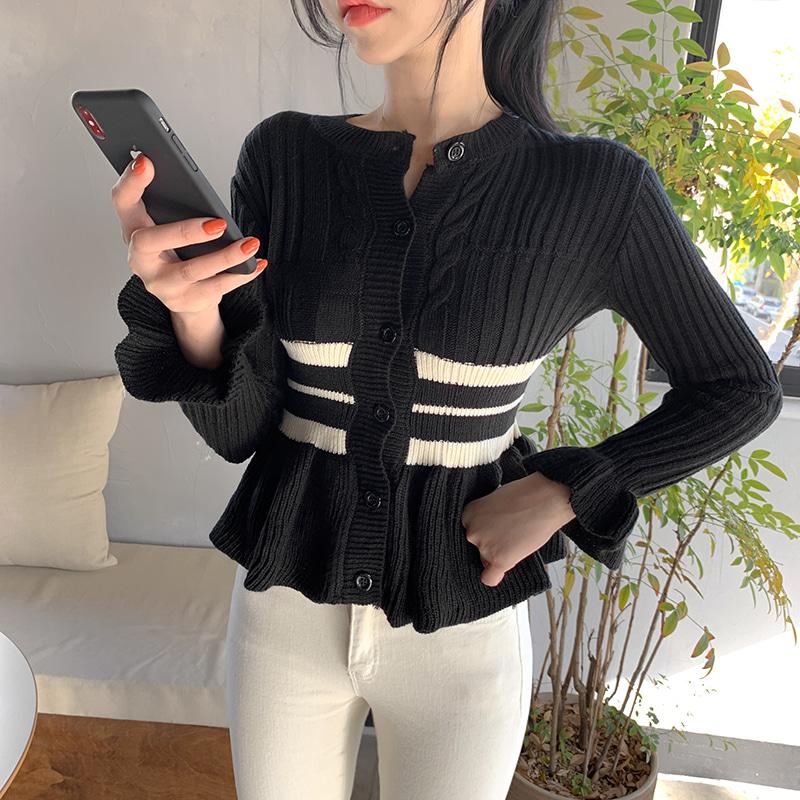 2020 Autumn Winter Women Sweaters Female Cardigan Knitted Coat Contrast Strip O-neck Dlim Elegant Office Lady All Match Tops, Black
2020 Autumn Winter Women Sweaters Female Cardigan Knitted Coat Contrast Strip O-neck Dlim Elegant Office Lady All Match Tops, Black