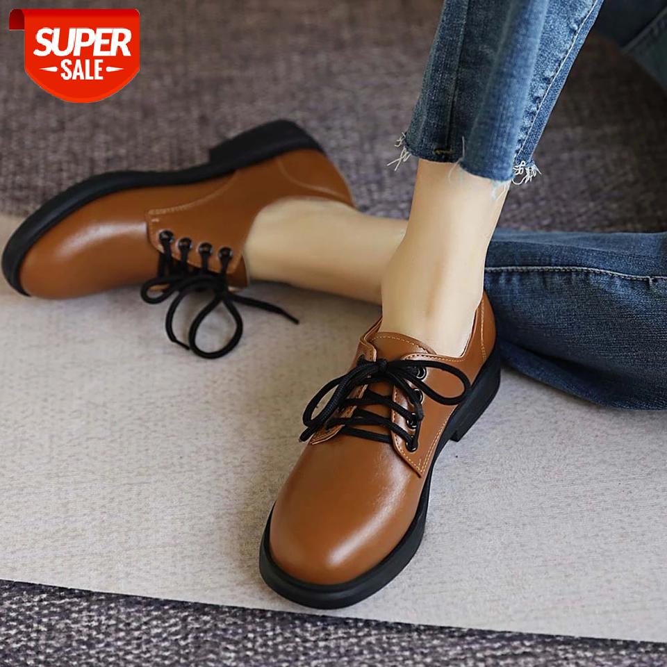 RIBETRINI Brand New 2021 Female Solid Low Heel British Brogue Shoes Lace Up Women Flats Casual Design Stylish Flats #XH4W, Beige
RIBETRINI Brand New 2021 Female Solid Low Heel British Brogue Shoes Lace Up Women Flats Casual Design Stylish Flats #XH4W, Beige