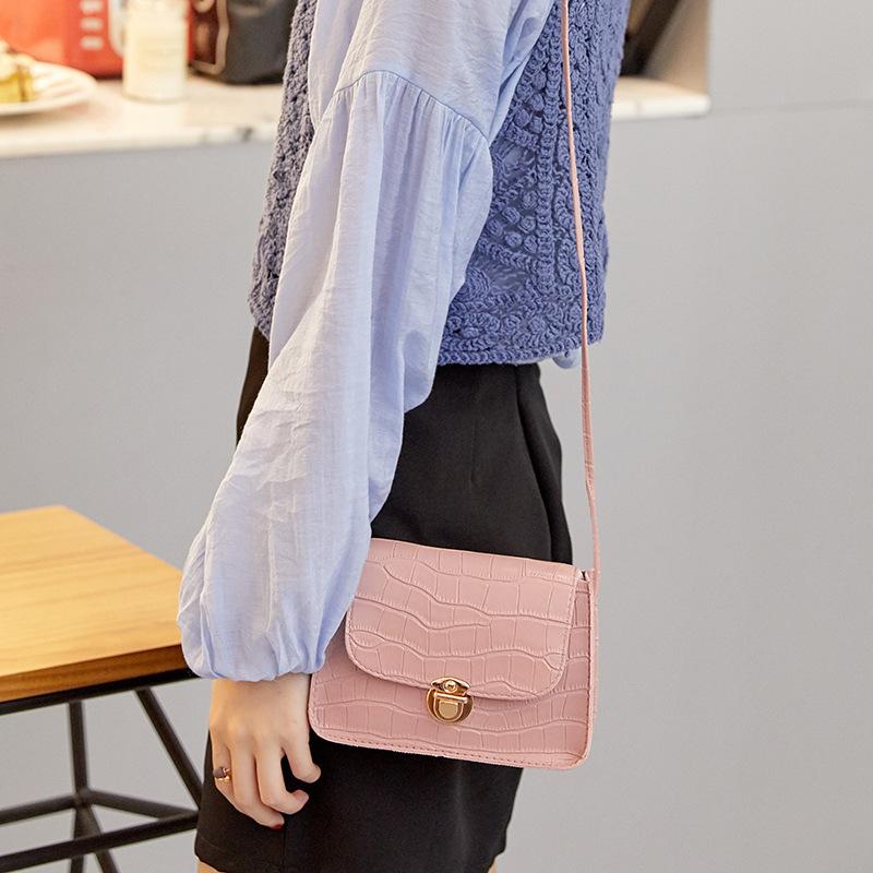 2021 Summer and Autumn mobile phone bag one-shoulder oblique across the small square bag
2021 Summer and Autumn mobile phone bag one-shoulder oblique across the small square bag