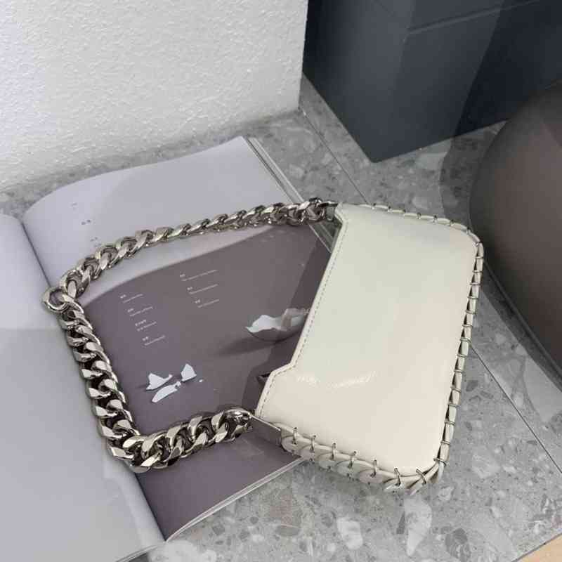 NXY Evening Bags Thick chain underarm bag design small square Single Shoulder Messenger Bag mobile phone woven 220211
