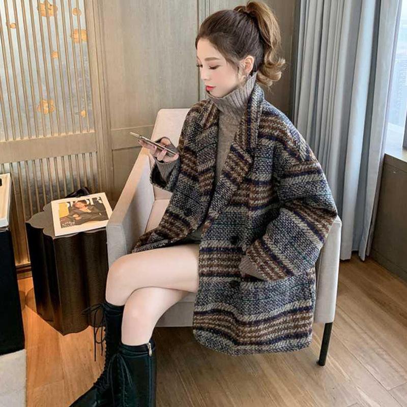 2020 new suit jacket women autumn and winter loose small plaid tweed medium and long thick woolen coat women, Green
2020 new suit jacket women autumn and winter loose small plaid tweed medium and long thick woolen coat women, Green
