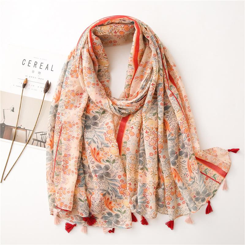 2021 New Autumn Scarf Women Fashion Flowers Printed Bandana Cotton and linen feel Scarves Warm Tassels Foulard Hair Scarf
2021 New Autumn Scarf Women Fashion Flowers Printed Bandana Cotton and linen feel Scarves Warm Tassels Foulard Hair Scarf