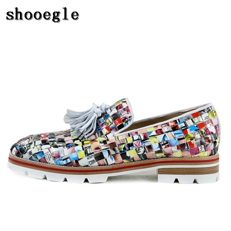SHOOEGLE Men Fashion Design Printing Weave Tassel Shoes Handcraft Lowtop Loafers Anti-skid Men Smoking Casual Shoes Party Shoes LJ201015, Black
SHOOEGLE Men Fashion Design Printing Weave Tassel Shoes Handcraft Lowtop Loafers Anti-skid Men Smoking Casual Shoes Party Shoes LJ201015, Black