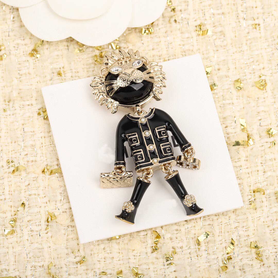 2022 Top quality charm brooch with black enamel color and crystal beads for women wedding jewelry gift have box stamp PS7473
2022 Top quality charm brooch with black enamel color and crystal beads for women wedding jewelry gift have box stamp PS7473