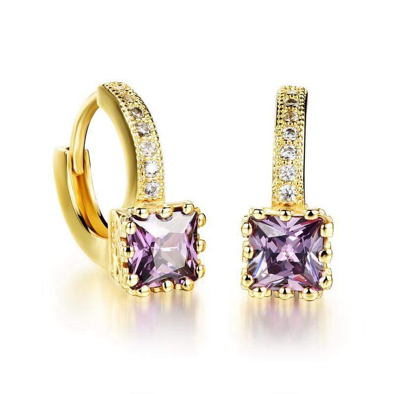 Hemiston Wholesale of Square Pave Zircon Lady's Ear Nails Electroplated Golden Zircon Small Earrings 
Hemiston Wholesale of Square Pave Zircon Lady's Ear Nails Electroplated Golden Zircon Small Earrings