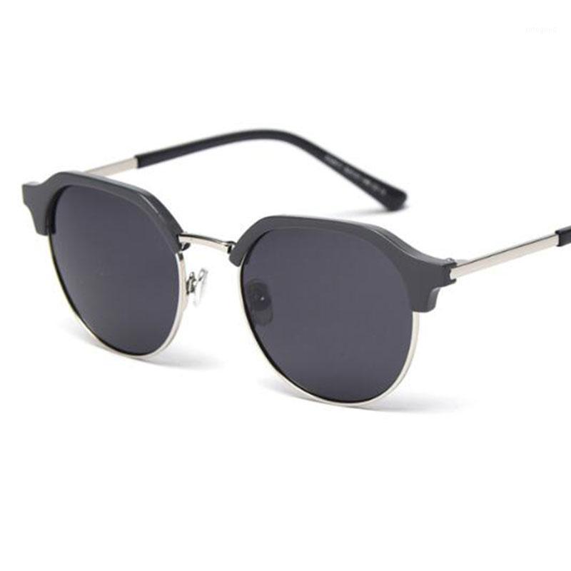 Sunglasses 2021 High Quality Sun Glasses Retro Round Metal Half Frame Polarized Color Ocean Lens Trend UV4001
Sunglasses 2021 High Quality Sun Glasses Retro Round Metal Half Frame Polarized Color Ocean Lens Trend UV4001