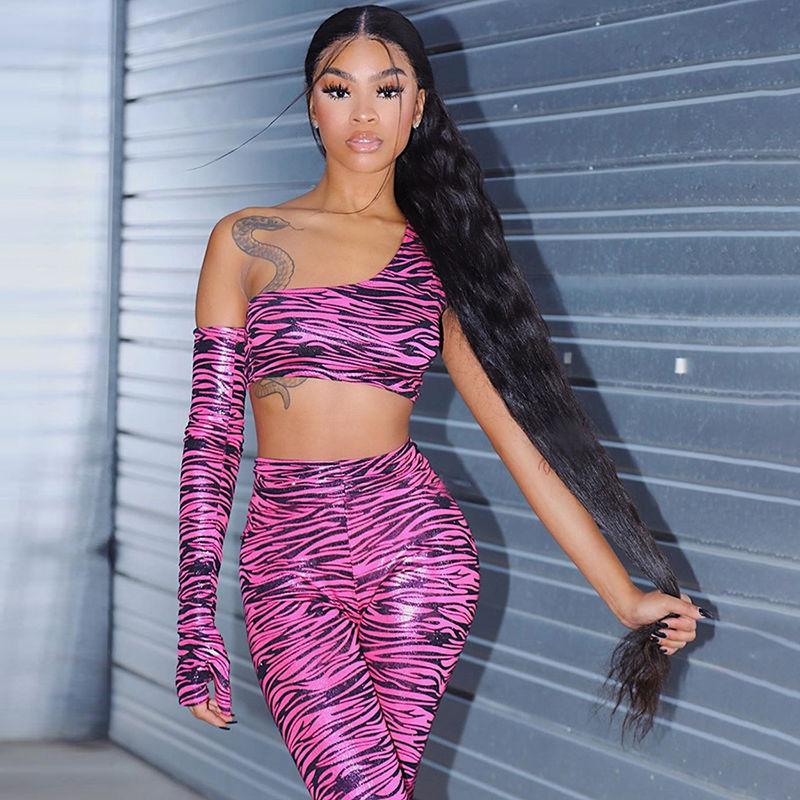 Single Sleeve Yoga Set Leopard Shoulder Exposed Women Sexy Creative Gym Fitness Quick Dry Tank Tops BuLifting Leggings Pants, Red
Single Sleeve Yoga Set Leopard Shoulder Exposed Women Sexy Creative Gym Fitness Quick Dry Tank Tops BuLifting Leggings Pants, Red