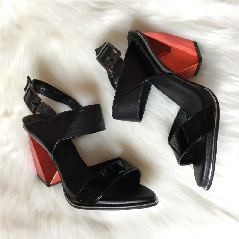 Euro Size 39 Women Black Sandals Ankle Strap Summer Shoes Red Chunky Heels Stilettos
Euro Size 39 Women Black Sandals Ankle Strap Summer Shoes Red Chunky Heels Stilettos
