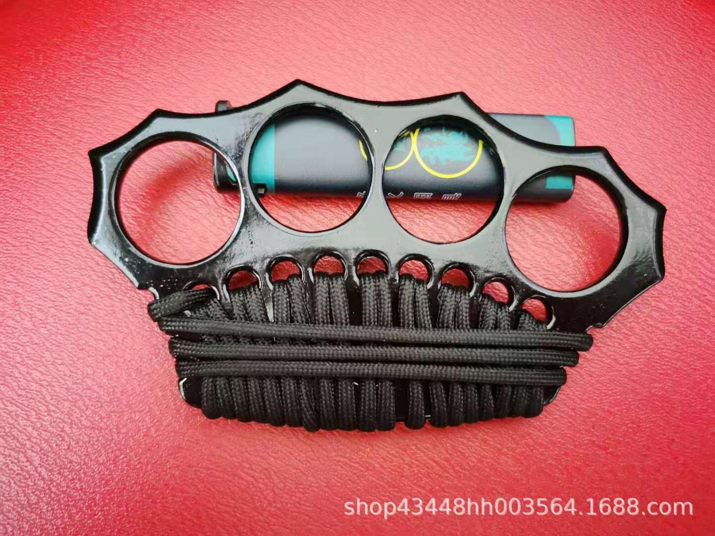 21 Finger tiger four-finger self-defense weapon Four-finger self-defense non-slip hand support aluminum alloy self-defense equipment12
21 Finger tiger four-finger self-defense weapon Four-finger self-defense non-slip hand support aluminum alloy self-defense equipment12