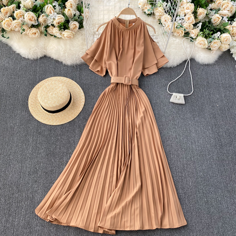 2021 New female singiny off the shoulder elegant solid frilly to line dressed summer streetwear long dress JBBP, Orange red
2021 New female singiny off the shoulder elegant solid frilly to line dressed summer streetwear long dress JBBP, Orange red