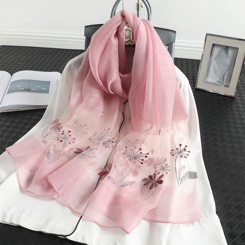 Scarves Floral Embroidery Real Silk Wool Scarf For Women 2021 Winter Shawls Hijab Wraps Bandana Foulard Wholesale
Scarves Floral Embroidery Real Silk Wool Scarf For Women 2021 Winter Shawls Hijab Wraps Bandana Foulard Wholesale
