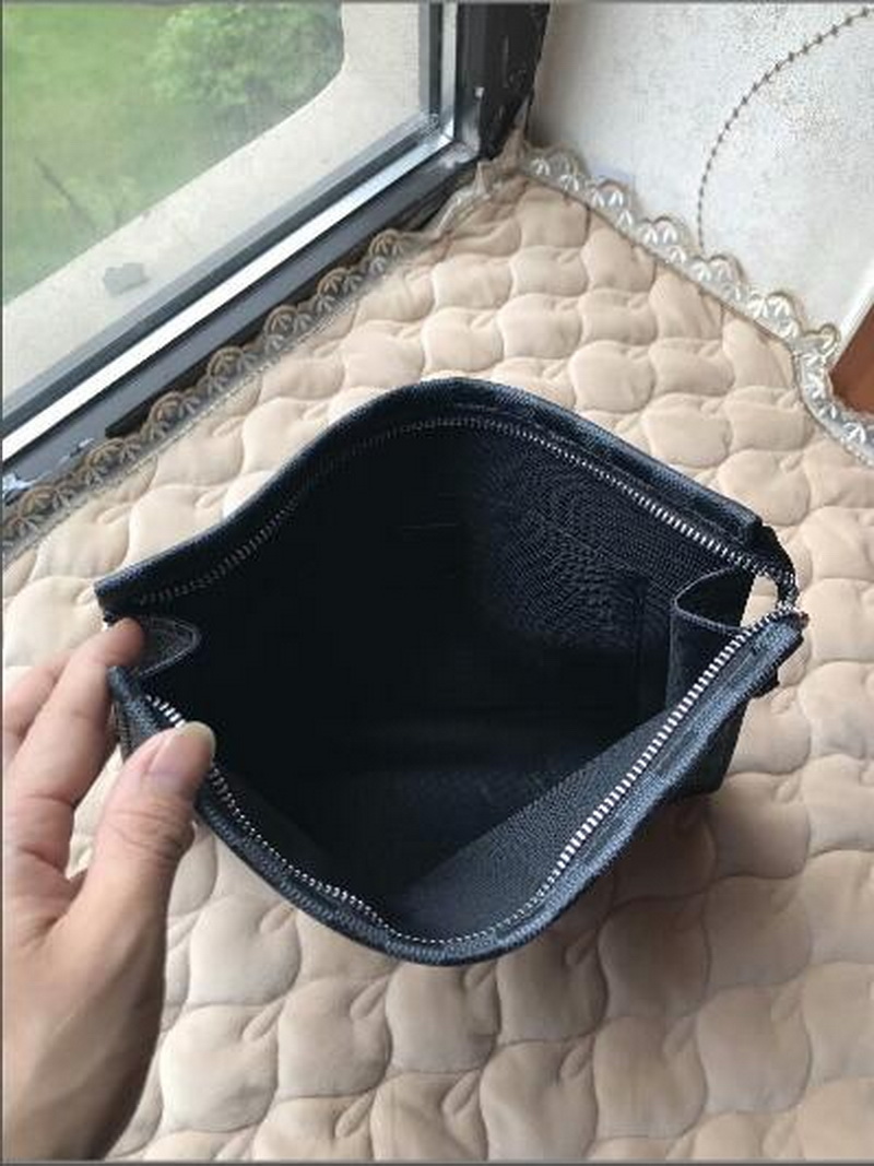 Women Hand bag Leather Waterproof Cosmetic Bags For Woman Travel Toiletry Pouch 26cm Protection Makeup Clutch Top Quality V1208#
Women Hand bag Leather Waterproof Cosmetic Bags For Woman Travel Toiletry Pouch 26cm Protection Makeup Clutch Top Quality V1208#