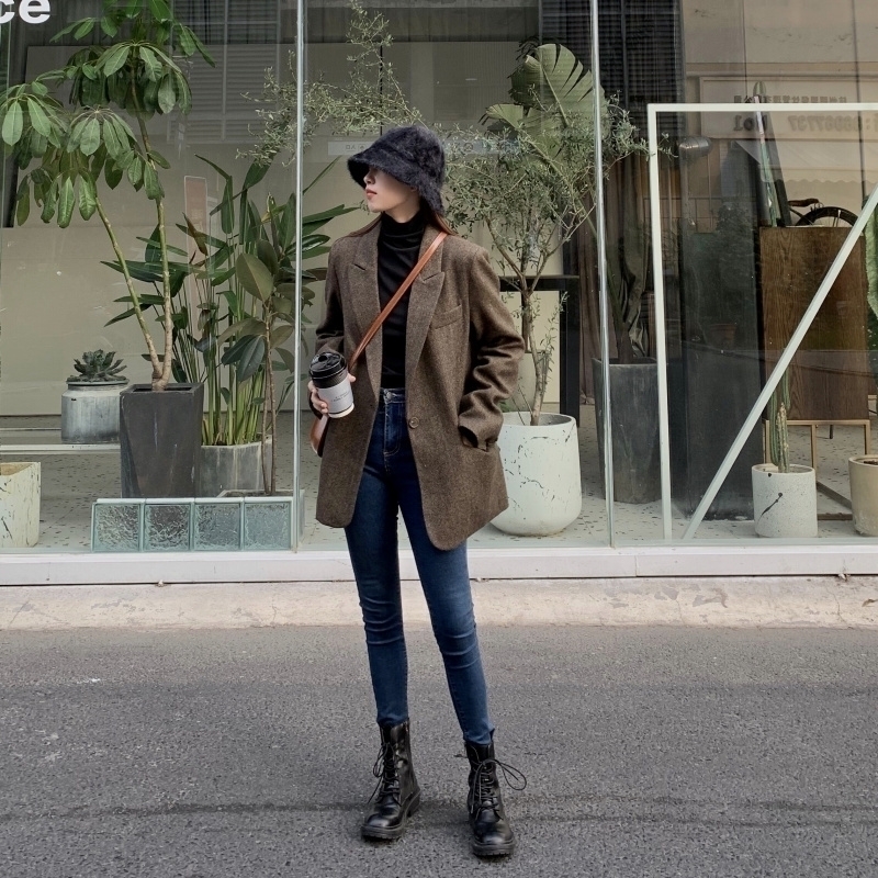 Fashion Autumn Women Stripe Woolen Blazers and Jackets Work Office Lady Suit Slim Double Breasted Business Female Blazer Coat T200716, Brown
Fashion Autumn Women Stripe Woolen Blazers and Jackets Work Office Lady Suit Slim Double Breasted Business Female Blazer Coat T200716, Brown