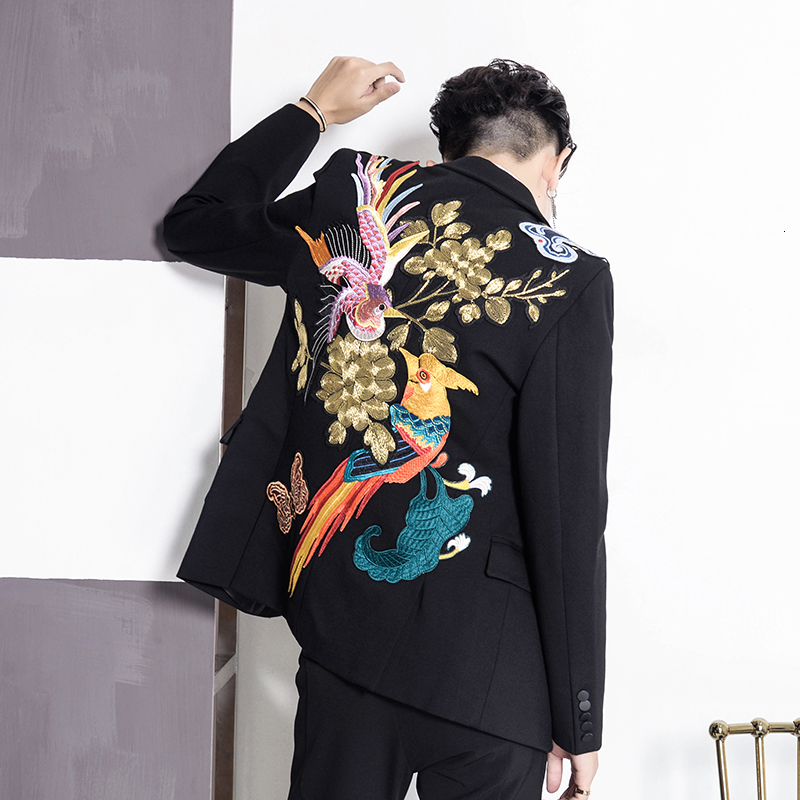 2021 New Night Show Embroidered Small Male Trend Web Celebrity Hairstylist Jacket Cute Suit. 36CB, Black.
2021 New Night Show Embroidered Small Male Trend Web Celebrity Hairstylist Jacket Cute Suit. 36CB, Black.