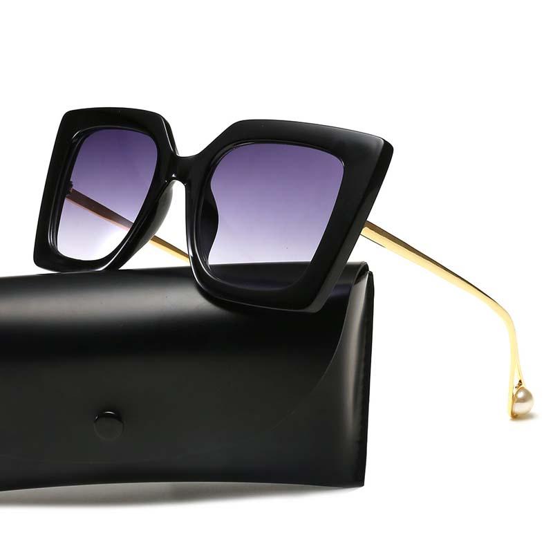 Sunglasses Oversized Vintage Women Classic Square Sun Glasses Female Brand Designer Metal Gradient Lunettes De Soleil Femme
Sunglasses Oversized Vintage Women Classic Square Sun Glasses Female Brand Designer Metal Gradient Lunettes De Soleil Femme