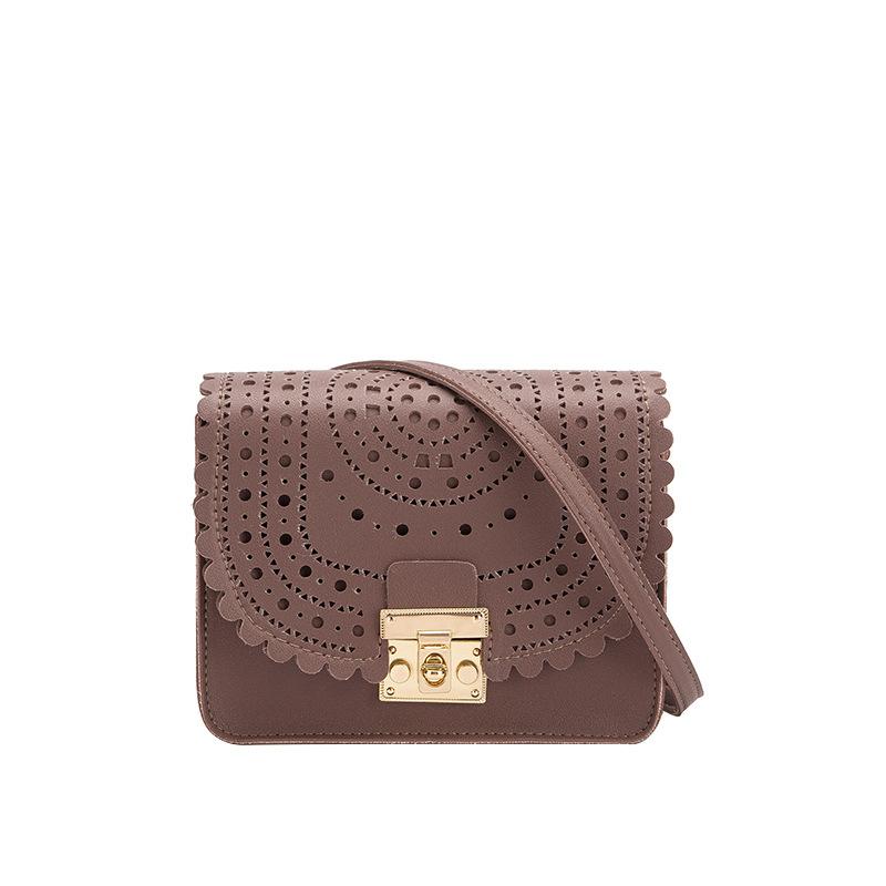 2021 summer new Korean style simple hollow small square bag fashionable appearance lock single shoulder crossbody Hand bag, Black
2021 summer new Korean style simple hollow small square bag fashionable appearance lock single shoulder crossbody Hand bag, Black