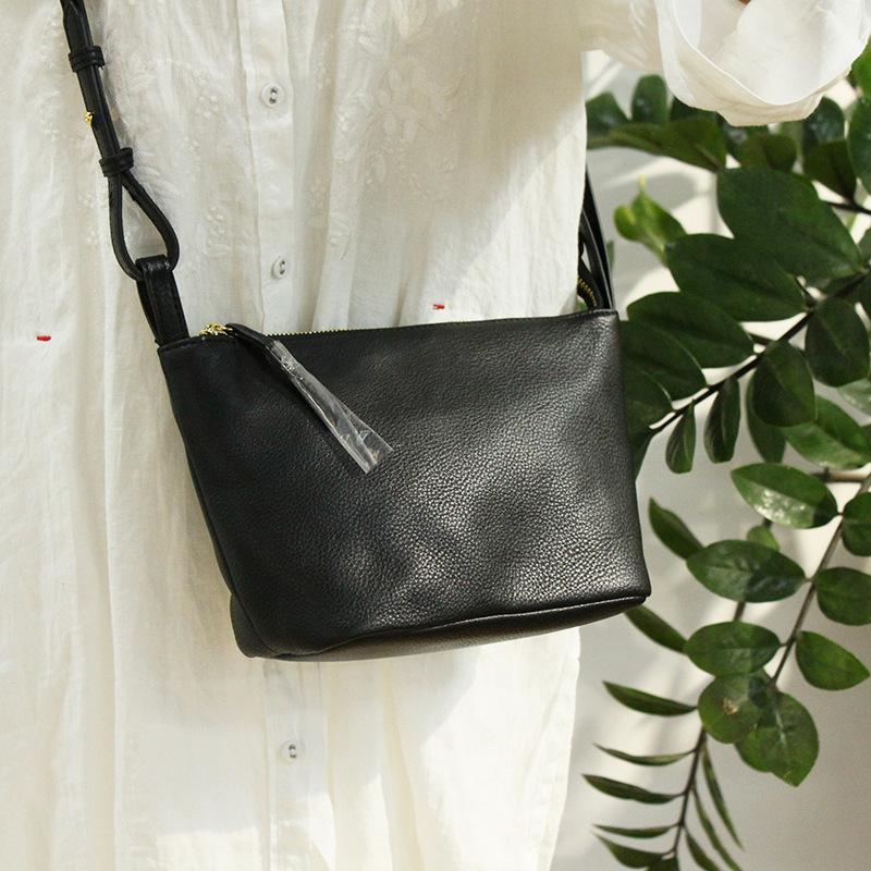 Small Women Messenger Bag Brand Design Shoulder Bags For Girls 2021 New Soft Genuine Cow Leather Hobo Fashion Crossbody Handbags, Black
Small Women Messenger Bag Brand Design Shoulder Bags For Girls 2021 New Soft Genuine Cow Leather Hobo Fashion Crossbody Handbags, Black