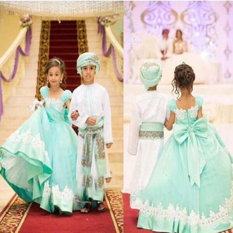Minit Green Flower Girls Dresses Formal Wedding Party Gowns With Bow Applique Portrait Neckline Princess Toddler