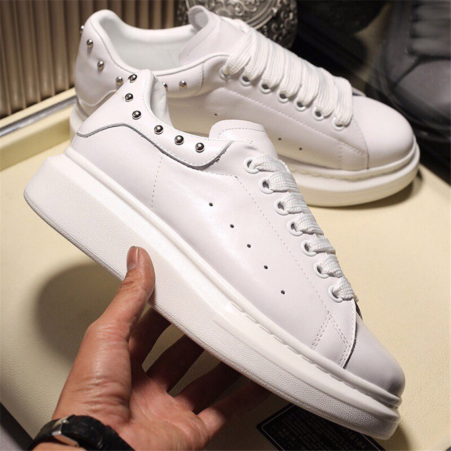 Mens Platform Sneakers Womens Classic Fully Black Shoes Top Quality Leather Fashion Platform Shoes Trendy Designer Casual Shoes, Shown
Mens Platform Sneakers Womens Classic Fully Black Shoes Top Quality Leather Fashion Platform Shoes Trendy Designer Casual Shoes, Shown
