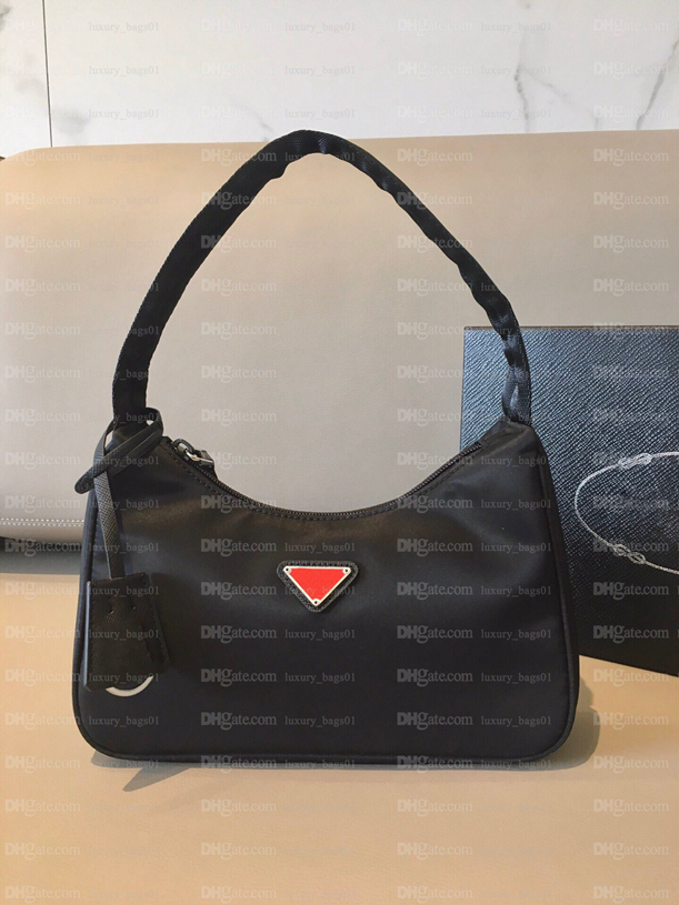 Top quality New Women's Re-edition 2000 tote Nylon leather Shoulder Bag Luxurys Designers Women's Shoulder Bag Crossbody Bags Handbag
Top quality New Women's Re-edition 2000 tote Nylon leather Shoulder Bag Luxurys Designers Women's Shoulder Bag Crossbody Bags Handbag
