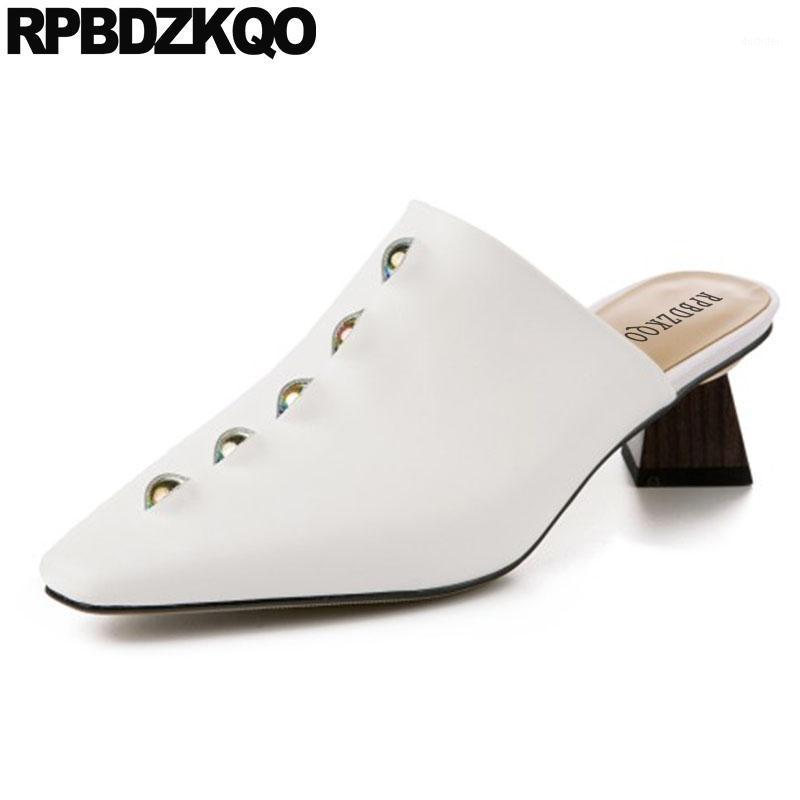 plus size white thick shoes big women pumps 2021 4 34 33 european mules slipper metal medium heels block black luxury square toe1
plus size white thick shoes big women pumps 2021 4 34 33 european mules slipper metal medium heels block black luxury square toe1