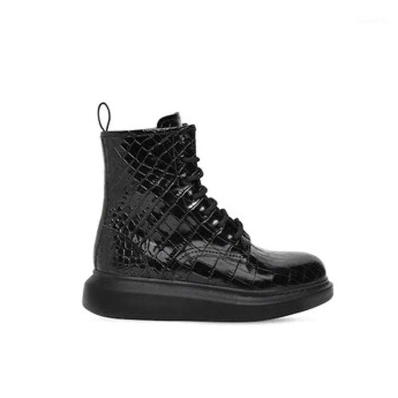 2020 Women Chunky Heel Ankle Boots Black Lace-up Boots Women Platform Black Leather Gothic Punk Style Combat1
2020 Women Chunky Heel Ankle Boots Black Lace-up Boots Women Platform Black Leather Gothic Punk Style Combat1