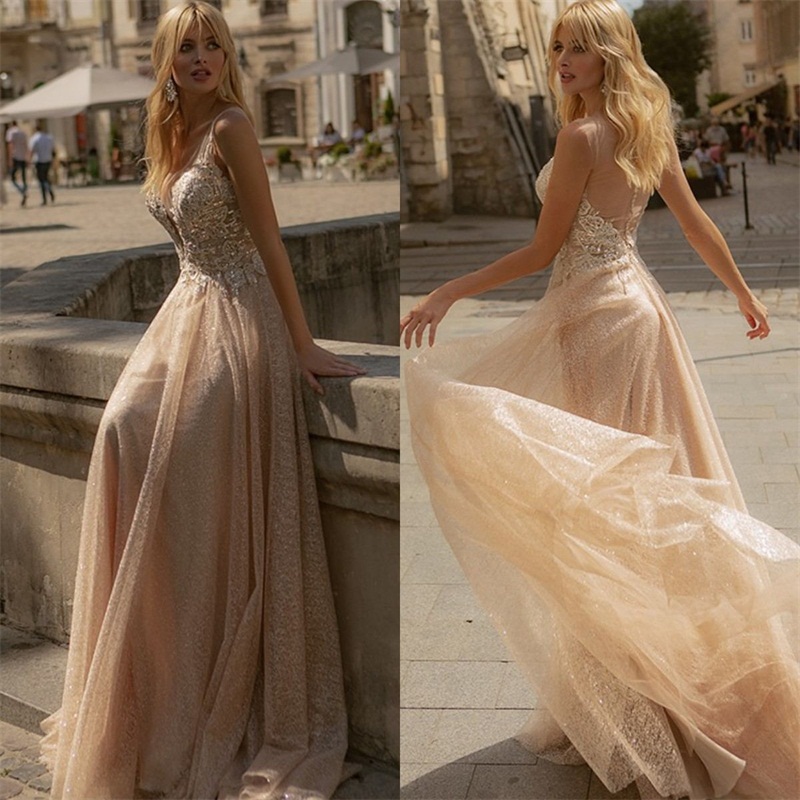 Champagne Chic Wedding Dresses A Line Boho Bling Sequins Sleeveless Appliqued Lace Bridal Gowns Custom Made Ruched Tulle Robes De Mariée