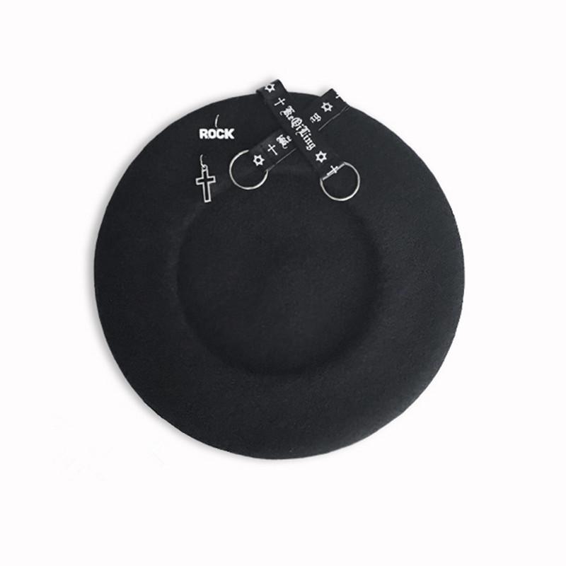 2020 winter new Harajuku Berets Darkness Gilr Punk Rock Cross Strap 17th-century Black Woolen Painter cap Berets for women
2020 winter new Harajuku Berets Darkness Gilr Punk Rock Cross Strap 17th-century Black Woolen Painter cap Berets for women