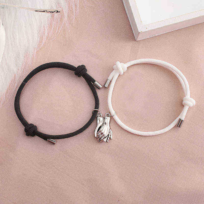 Pairpcs Handshaped Design Magnet Bracelet Trendy Braided Milan Rope Braclet Adjustable Matching Couple Braslet Jewelry Bijoux, Golden;silver
Pairpcs Handshaped Design Magnet Bracelet Trendy Braided Milan Rope Braclet Adjustable Matching Couple Braslet Jewelry Bijoux, Golden;silver