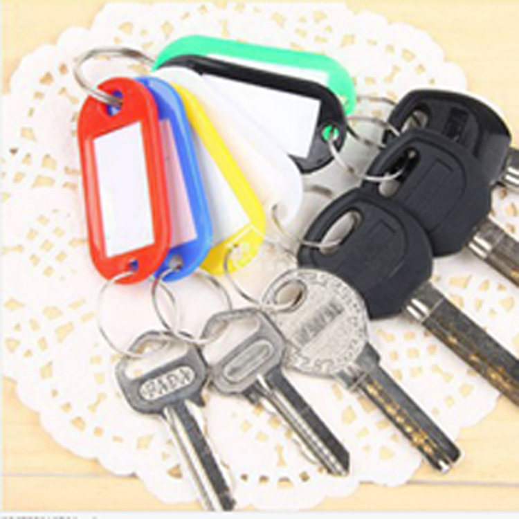 200 pcs Plastic Key Tags Keychain ID Label Luggage KeyTag Split Ring Pet name Card Tag Key Rings Wholesale Price