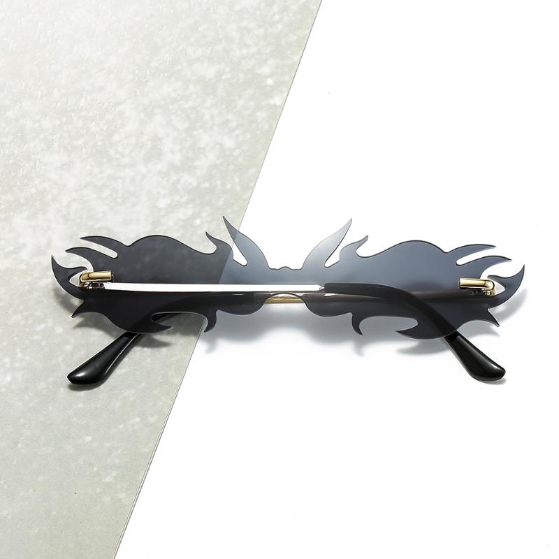 2021 New Fashion Fire Sunglasses Women Men Color Black Lens Alloy Metal Frame Party Conspicuous Brand Designer Party Sun Glasses
2021 New Fashion Fire Sunglasses Women Men Color Black Lens Alloy Metal Frame Party Conspicuous Brand Designer Party Sun Glasses