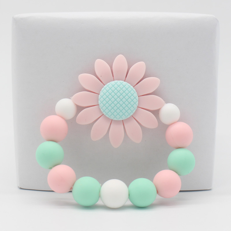 Newborn Baby Silicone Beads Teething Toys Baby Teether Ring Chain Infant Flower Rattle Rattle Chew Toy Kids Tooth Training Acces
Newborn Baby Silicone Beads Teething Toys Baby Teether Ring Chain Infant Flower Rattle Rattle Chew Toy Kids Tooth Training Acces