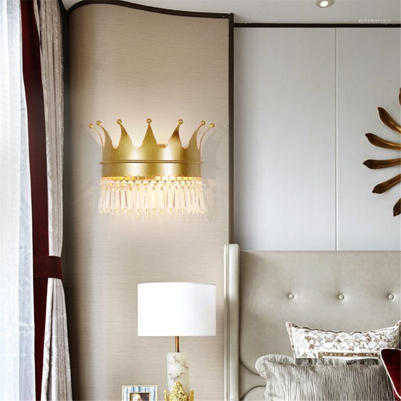 nordic crystal King crown personality for dining room hotel children bedside light kids room decorative nightstand led fixture1
nordic crystal King crown personality for dining room hotel children bedside light kids room decorative nightstand led fixture1