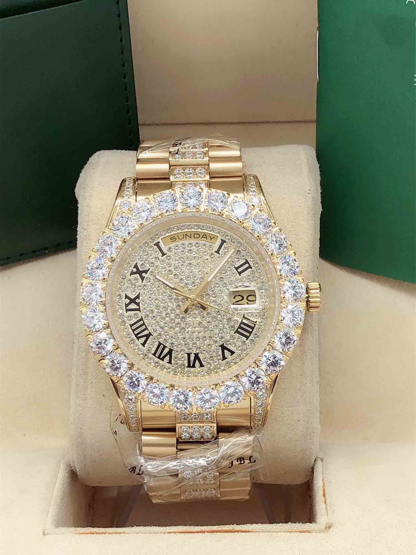 fashion 43mm Men's Iced Diamond Watch Four Corner Diamond Middle Row Diamond Strap Automatic Mechanical Wristwatch Diamone face, Waterproof
fashion 43mm Men's Iced Diamond Watch Four Corner Diamond Middle Row Diamond Strap Automatic Mechanical Wristwatch Diamone face, Waterproof