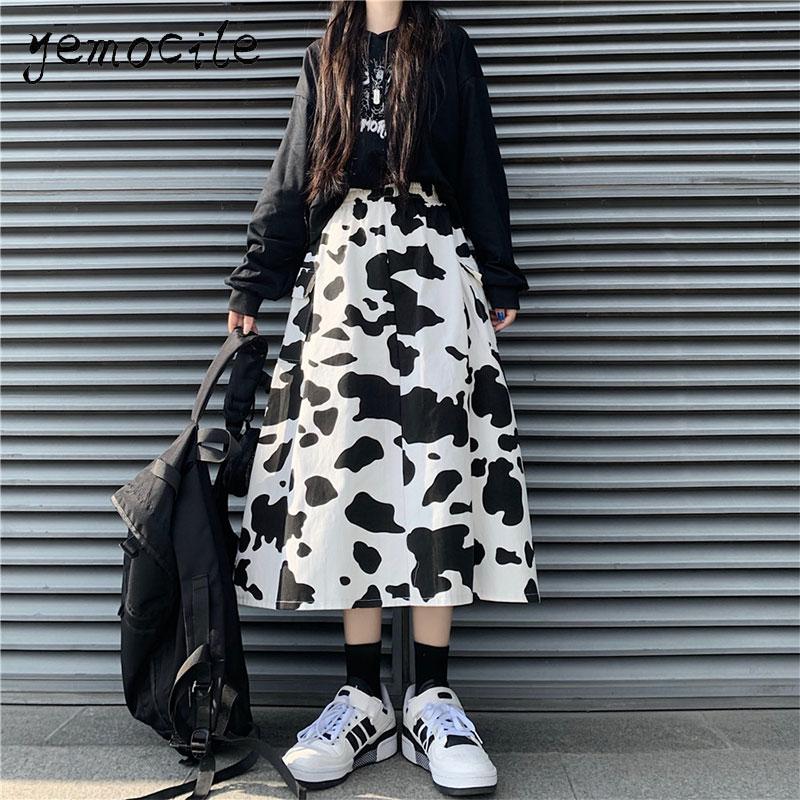 Harajuku Retro Female High Waist A-line Skirt 2020 New Autumn High Street Vintage Pocket Cow Pattern Women Skirts 90s Clothes, White
Harajuku Retro Female High Waist A-line Skirt 2020 New Autumn High Street Vintage Pocket Cow Pattern Women Skirts 90s Clothes, White