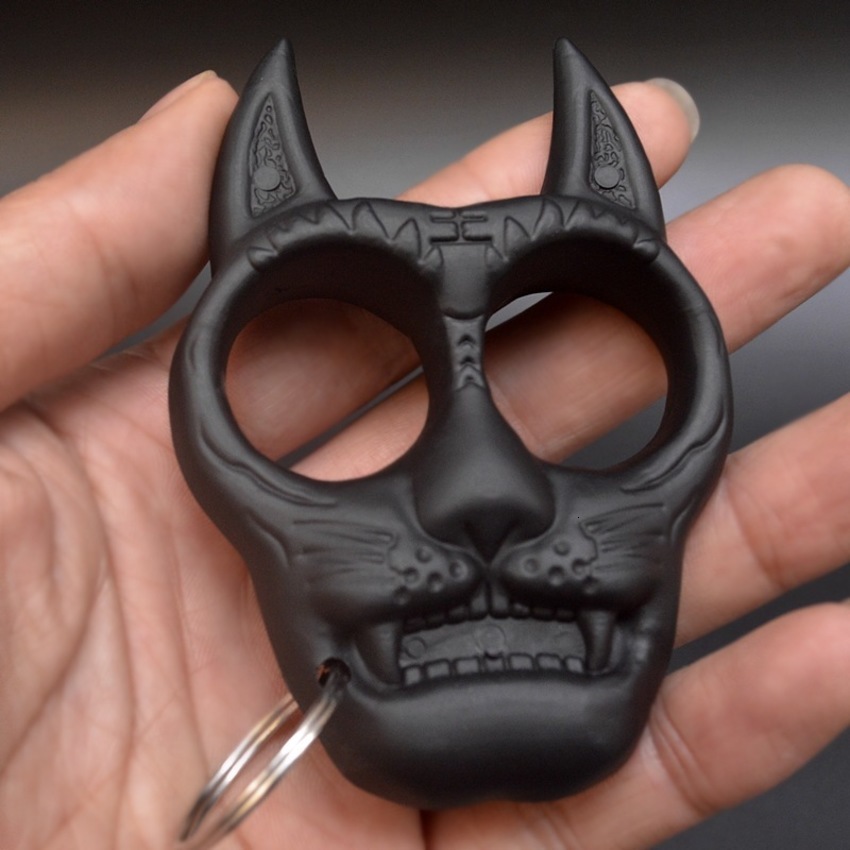 Creative Hard Mini Head Fist Clasp Ring Two Finger Tiger Key Chain Amulet Pendant for Women's Self-defense Weapon Cat Rings
Creative Hard Mini Head Fist Clasp Ring Two Finger Tiger Key Chain Amulet Pendant for Women's Self-defense Weapon Cat Rings