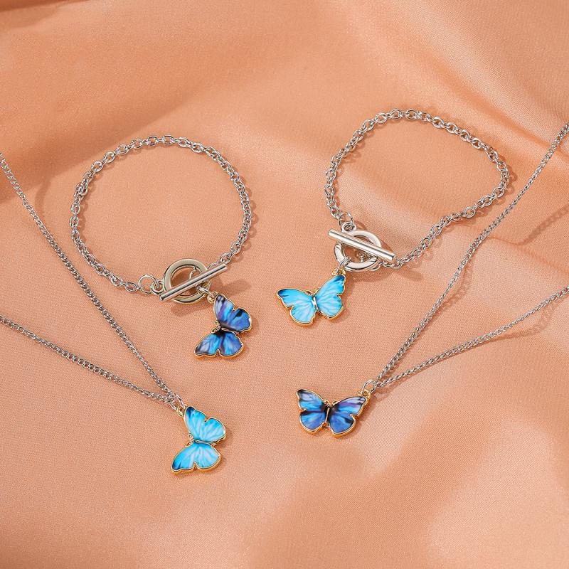 The latest fashion trend of 2021 Mori color small fresh couple clavicle chain butterfly wild net red gradient butterfly necklace
The latest fashion trend of 2021 Mori color small fresh couple clavicle chain butterfly wild net red gradient butterfly necklace