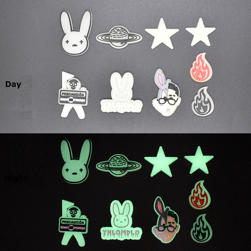 cute cartoon PVC Shoe Charms Shoe Buckles Glow luminous Buckles Fit Bracelets Croc JIBZ Shoe accessories
cute cartoon PVC Shoe Charms Shoe Buckles Glow luminous Buckles Fit Bracelets Croc JIBZ Shoe accessories