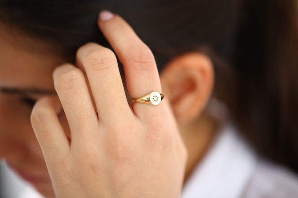 2021New Arrived Christmas Gift Fashion Finger Jewelry 5A Cubic Zirconia Cz Starburst Star Signet Ring Minimalist Jewelry