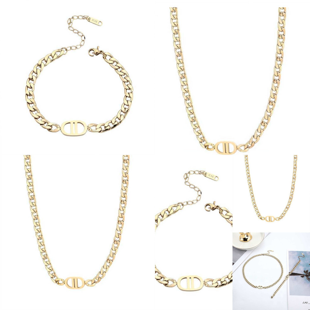 Designer Bracelets Jewelry Choker 14K gold letter CD heavy industry chain bracelet clavicle chain brass metal titanium steel 7V48 EXSX
Designer Bracelets Jewelry Choker 14K gold letter CD heavy industry chain bracelet clavicle chain brass metal titanium steel 7V48 EXSX