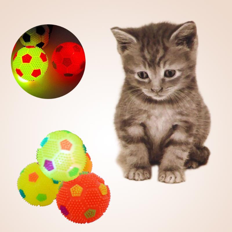 Dog Toys & Chews High Quality Flashing Light Up Colorful Toy Ball Novelty Sensory Squeak Sound 7cm