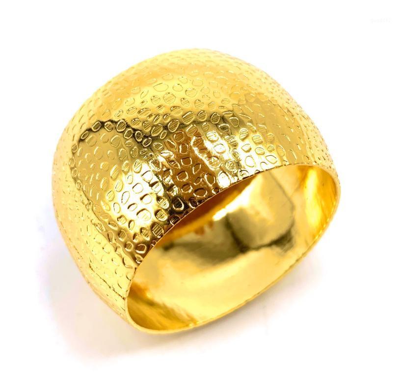 10PCS/Metal Napkin Ring Hollow Dot Pattern Napkin Holder Gold Ring Desktop Decoration for Party Hotel Wedding Banquet1
10PCS/Metal Napkin Ring Hollow Dot Pattern Napkin Holder Gold Ring Desktop Decoration for Party Hotel Wedding Banquet1