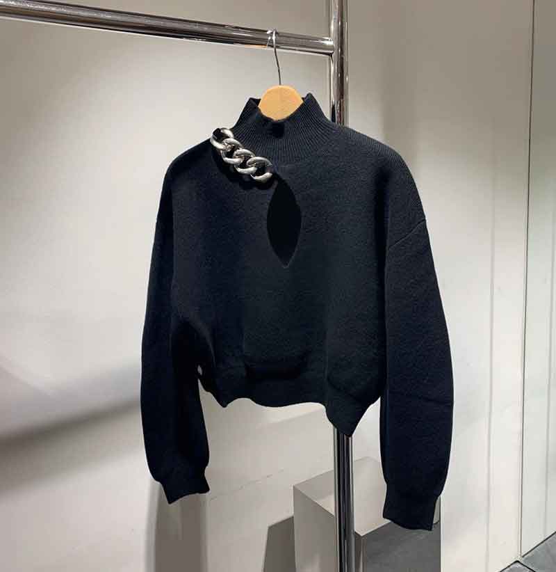 Fashion Women' Tees 20AW women Knits Black Hollow Out Hoodie with Chain High Street Elements Stylist Long Sleeve Female Top size -L
Fashion Women' Tees 20AW women Knits Black Hollow Out Hoodie with Chain High Street Elements Stylist Long Sleeve Female Top size -L