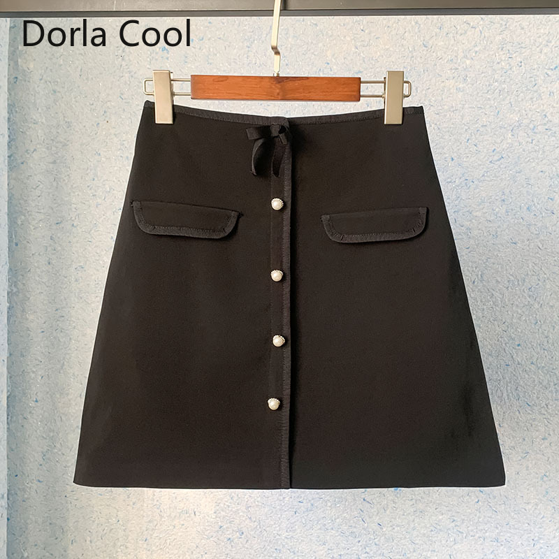 New 2021 Solid Women Black Miniskirt Elegant Pearl Button Pockets Aline Sweet Girl Waist High Skirt Dress Party Wd11
New 2021 Solid Women Black Miniskirt Elegant Pearl Button Pockets Aline Sweet Girl Waist High Skirt Dress Party Wd11