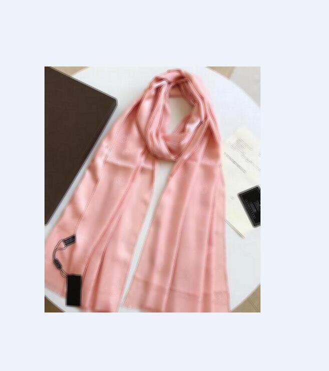 2021 G Scarf Fashion Man Women 4 Season Shawl Scarf Letter Scarves Size 180x70cm 6 Color High Quality
2021 G Scarf Fashion Man Women 4 Season Shawl Scarf Letter Scarves Size 180x70cm 6 Color High Quality