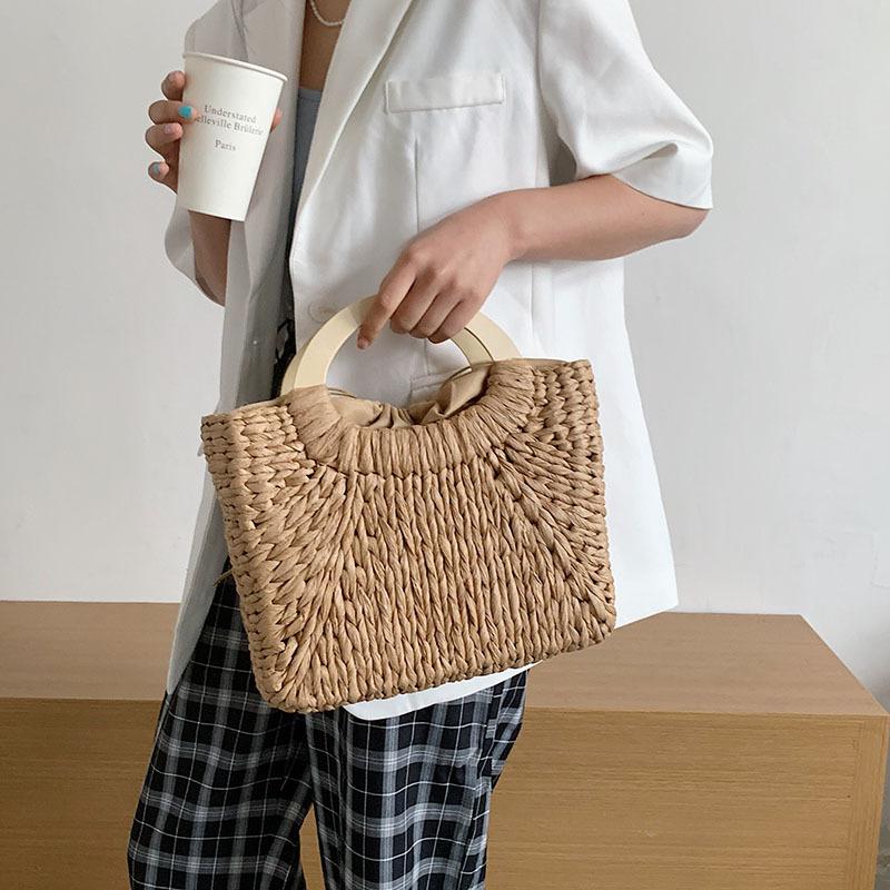 Evening Bags Summer Handmade For Women Beach Weaving Ladies Straw Bag Wrapped Moon Shaped Top Handle Handbags Totes
Evening Bags Summer Handmade For Women Beach Weaving Ladies Straw Bag Wrapped Moon Shaped Top Handle Handbags Totes