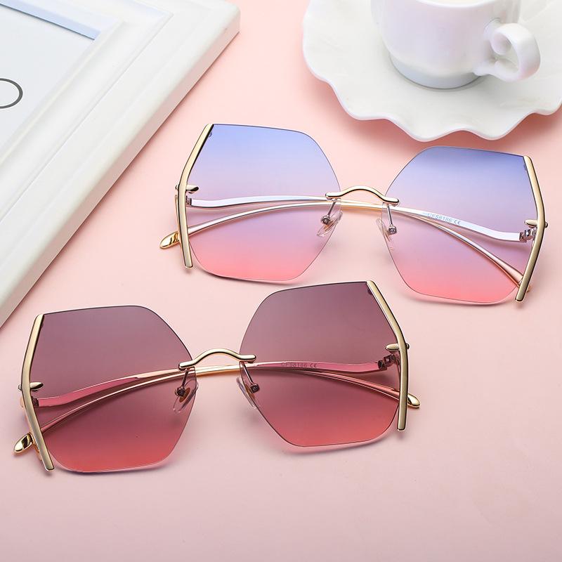 Semi-Rimless Woman Sunglasses Polygon Sun Glasses for Men Trendy Korean Unisex Irregular Designer Uv400 Modern Fashion Oculos
Semi-Rimless Woman Sunglasses Polygon Sun Glasses for Men Trendy Korean Unisex Irregular Designer Uv400 Modern Fashion Oculos