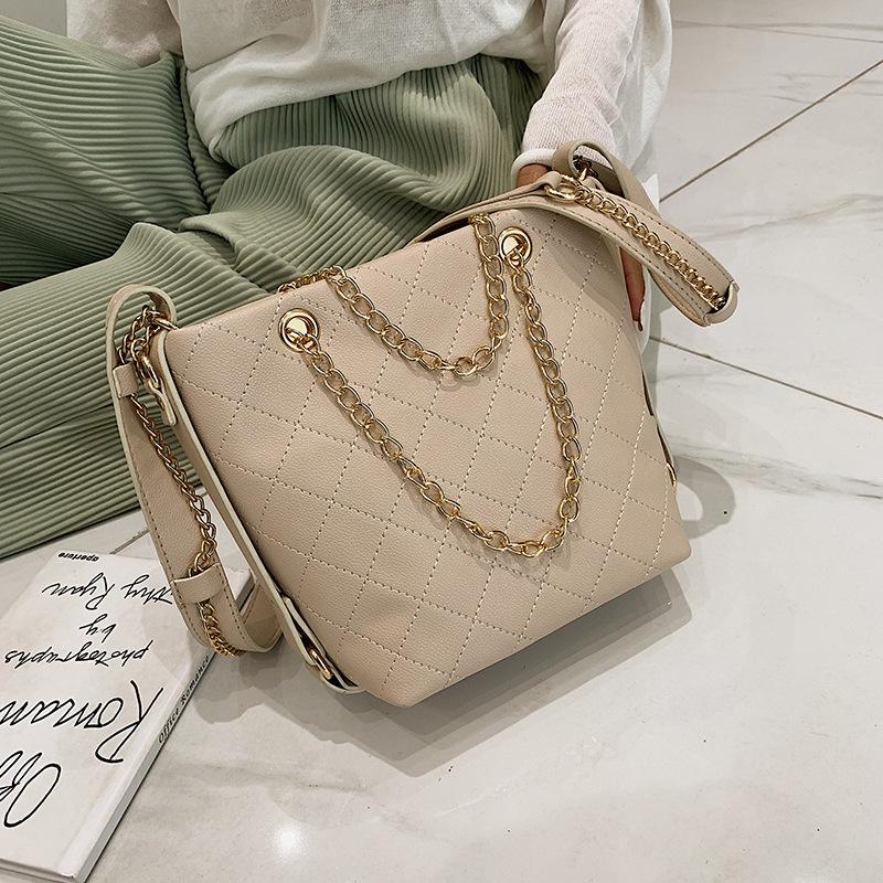 New style women's bag fashion large capacity double shoulder sling dual purpose bag, Black
New style women's bag fashion large capacity double shoulder sling dual purpose bag, Black