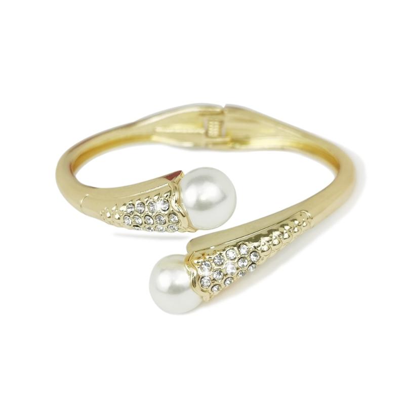 Bangle 2022 Luxury Thick Metal Circular Cuff Open Bangles For Women Statement Imitation Pearl Rhinestone Bracelet Fashion Jewelry
Bangle 2022 Luxury Thick Metal Circular Cuff Open Bangles For Women Statement Imitation Pearl Rhinestone Bracelet Fashion Jewelry